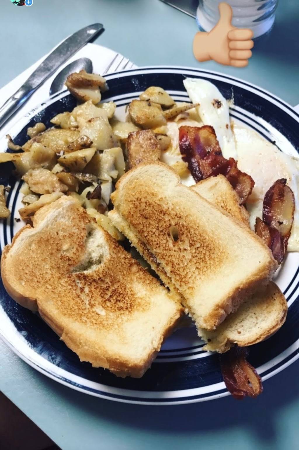 Jeans Place | restaurant | 136 Cambridge St, Worcester, MA 01603, USA | 5087539466 OR +1 508-753-9466