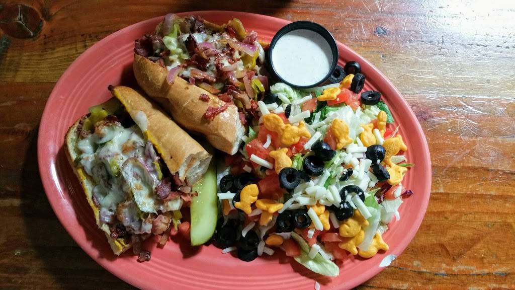 Mutt Lynchs | restaurant | 2300 W Oceanfront, Newport Beach, CA 92663, USA | 9496751556 OR +1 949-675-1556