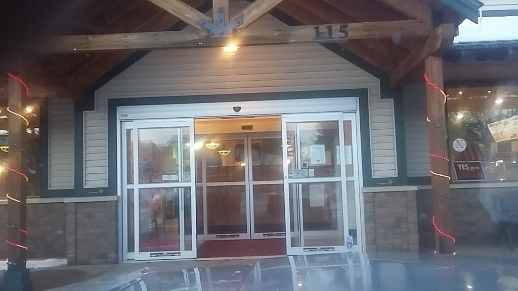 Cone Corral & Pizzeria | restaurant | 115 Ames St, Elk Rapids, MI 49629, USA | 2312646880 OR +1 231-264-6880