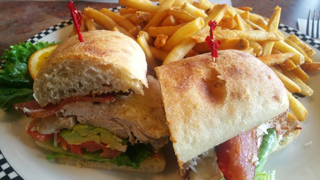 Goodyear Black Bear Diner | restaurant | 980 N Dysart Rd, Goodyear, AZ 85338, USA | 6239322968 OR +1 623-932-2968