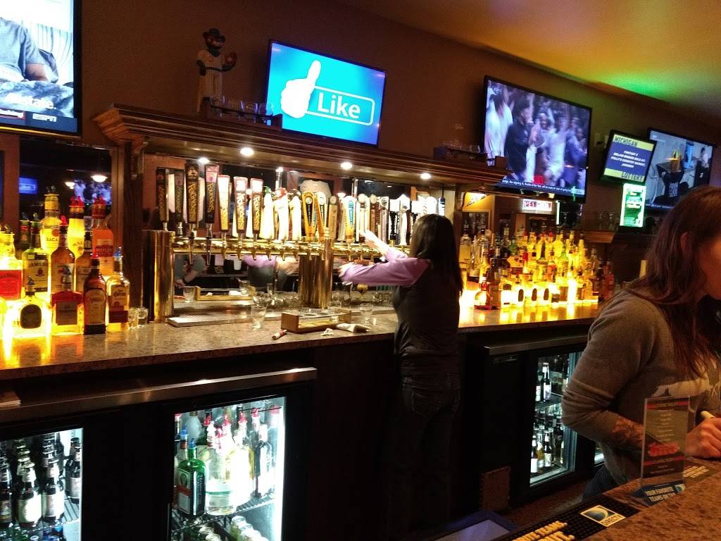 Solbergs Greenleaf Sports Bar & Grill | restaurant | 1340 Carpenter Ave, Iron Mountain, MI 49801, USA | 9067744600 OR +1 906-774-4600