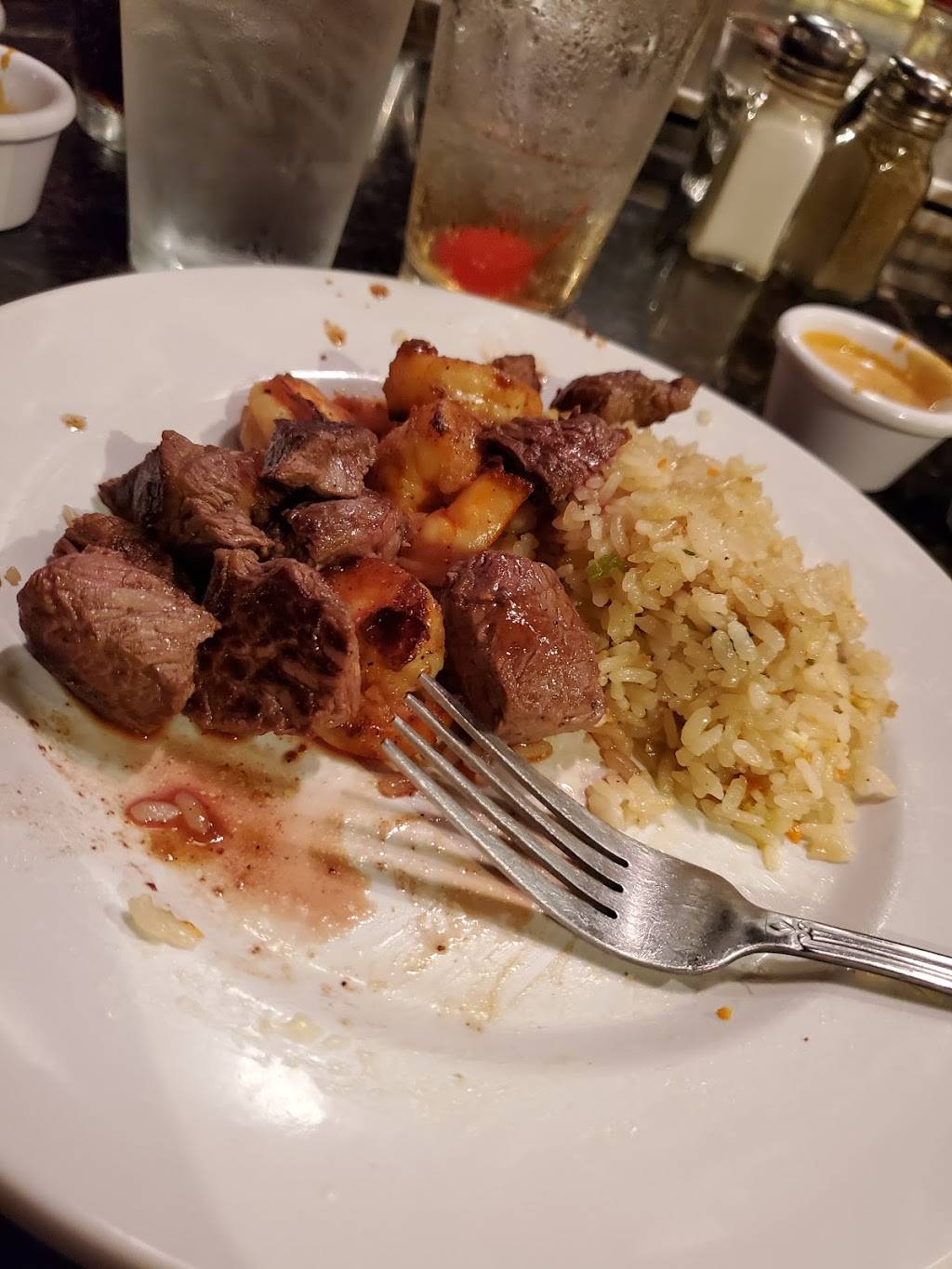 Samurais Japanese Steakhouse | restaurant | 19321 Mountain Hwy E, Spanaway, WA 98387, USA | 2538465557 OR +1 253-846-5557