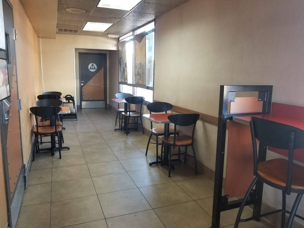 Jack in the Box | restaurant | 15025 Hawthorne Blvd, Lawndale, CA 90260, USA | 3106443584 OR +1 310-644-3584