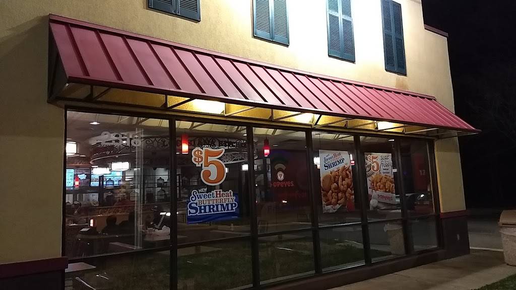 Popeyes Louisiana Kitchen | restaurant | 2318 E Laburnum Ave, Richmond, VA 23223, USA | 8043212221 OR +1 804-321-2221