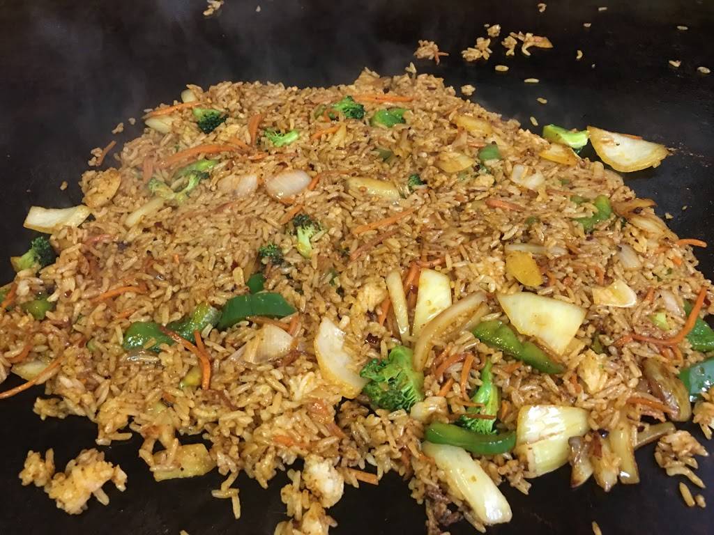 Sunny Changs Pizza & More | restaurant | 1 S 69th St, Upper Darby, PA 19082, USA | 6103528244 OR +1 610-352-8244