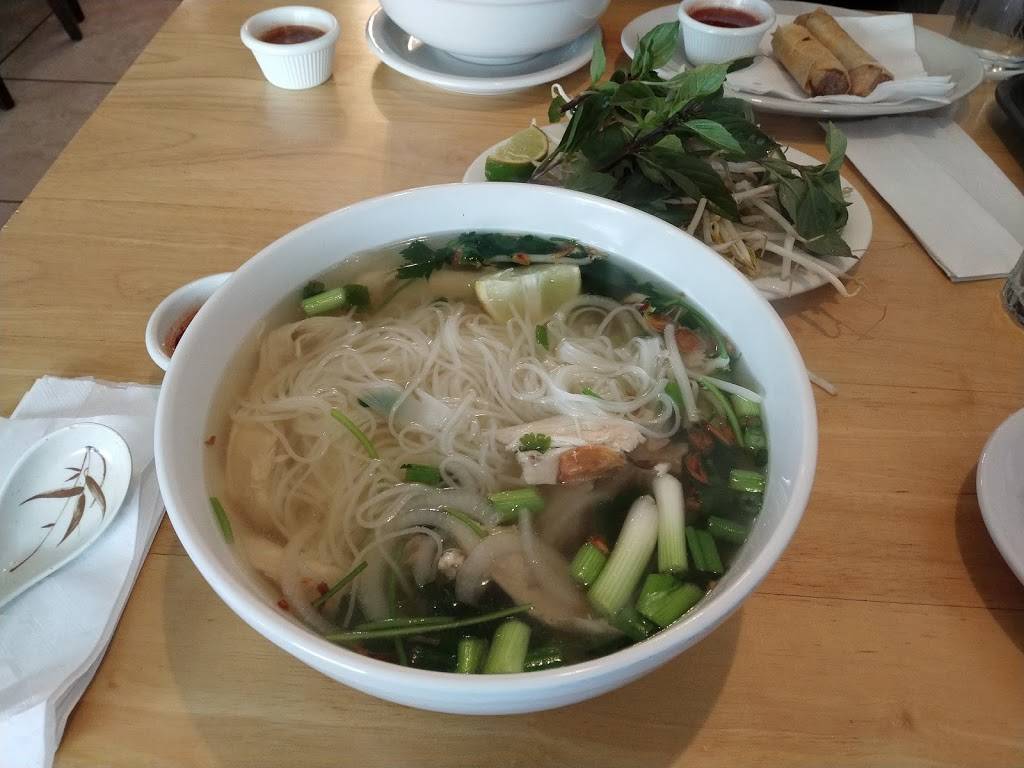 iPho Vietnamese Cuisine | cafe | 11929 Montgomery Rd, Cincinnati, OH 45249, USA | 5137740700 OR +1 513-774-0700