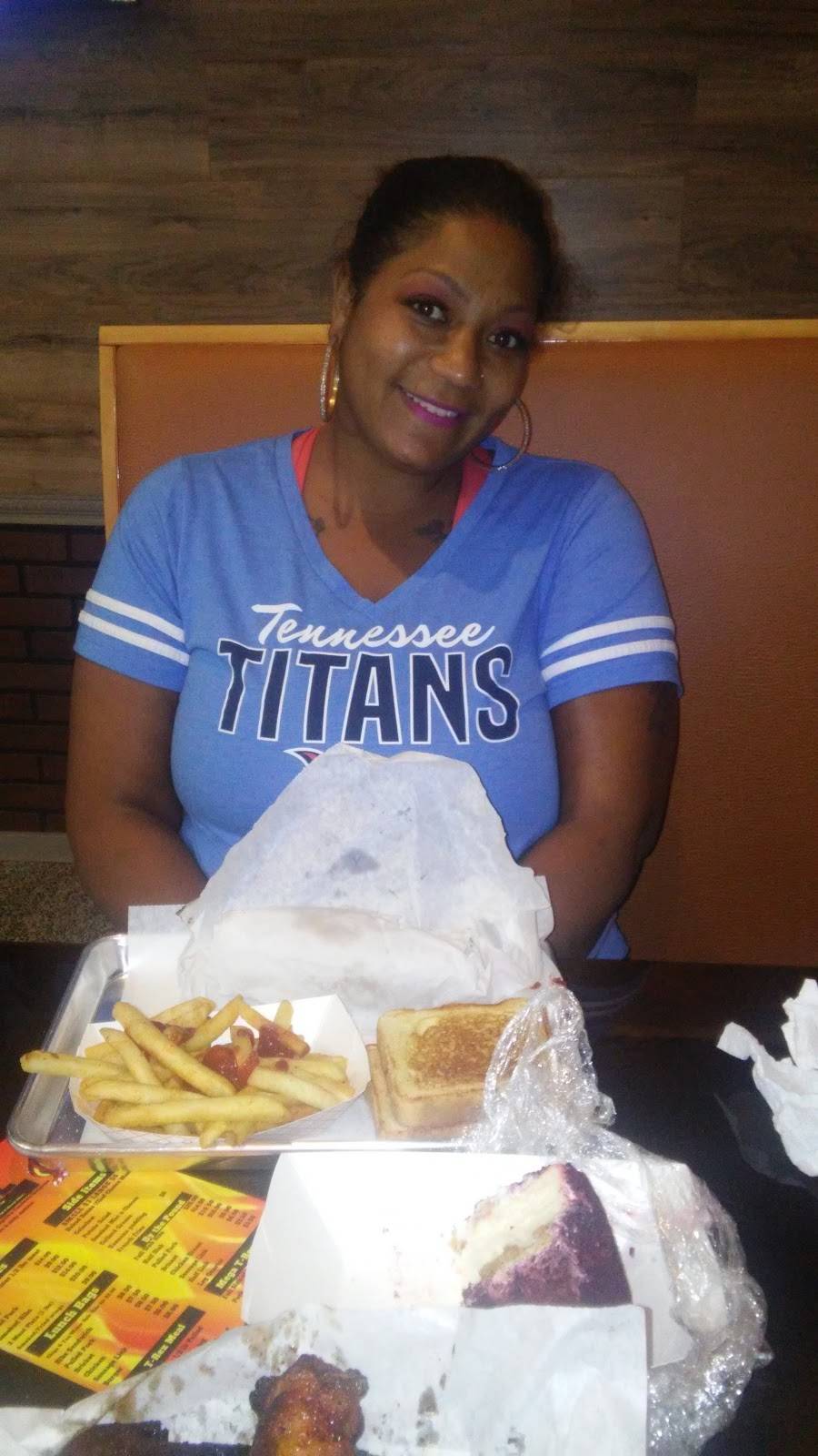 Allure Bar & Grill INC. King Crab | restaurant | 2150 Fort Campbell Blvd, Clarksville, TN 37042, USA | 9318025510 OR +1 931-802-5510