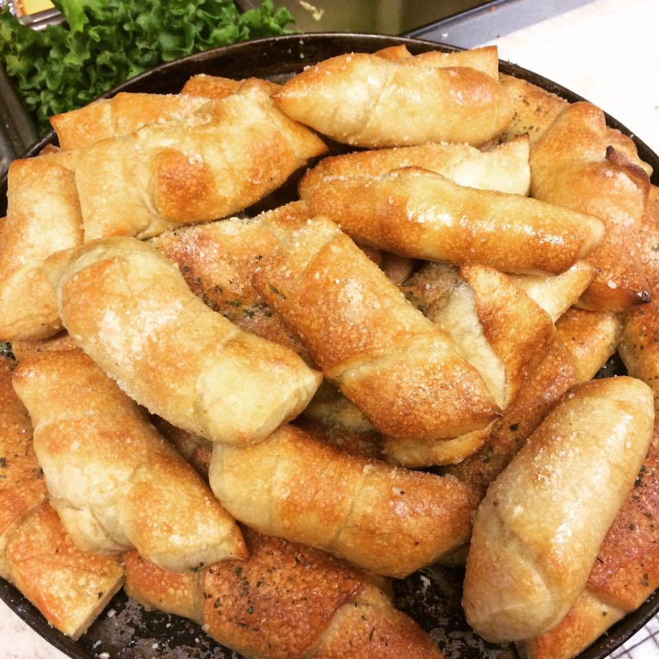 Tommys Pizza | meal delivery | 3305, 465 E Girard Ave, Philadelphia, PA 19125, USA | 2156347552 OR +1 215-634-7552