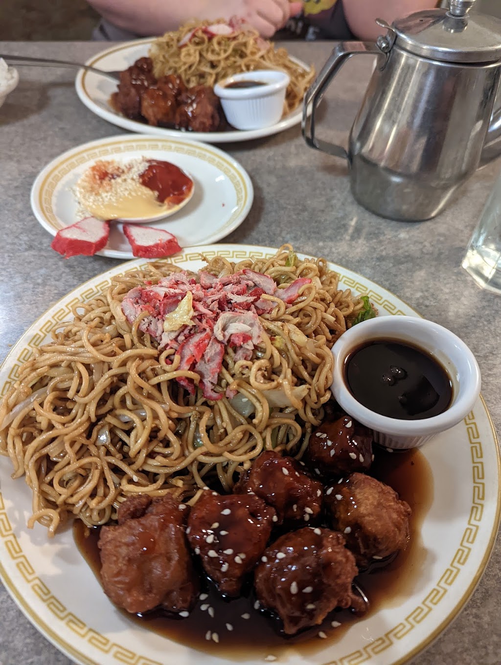 Siam Palace | restaurant | 213 Main St, Grand Coulee, WA 99133, USA | 5096332921 OR +1 509-633-2921