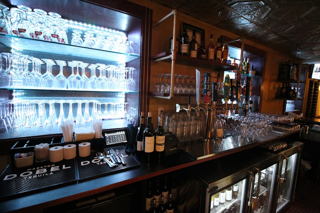 The Lion Brasserie | restaurant | 328 Pemberwick Rd, Greenwich, CT 06831, USA | 2038133300 OR +1 203-813-3300