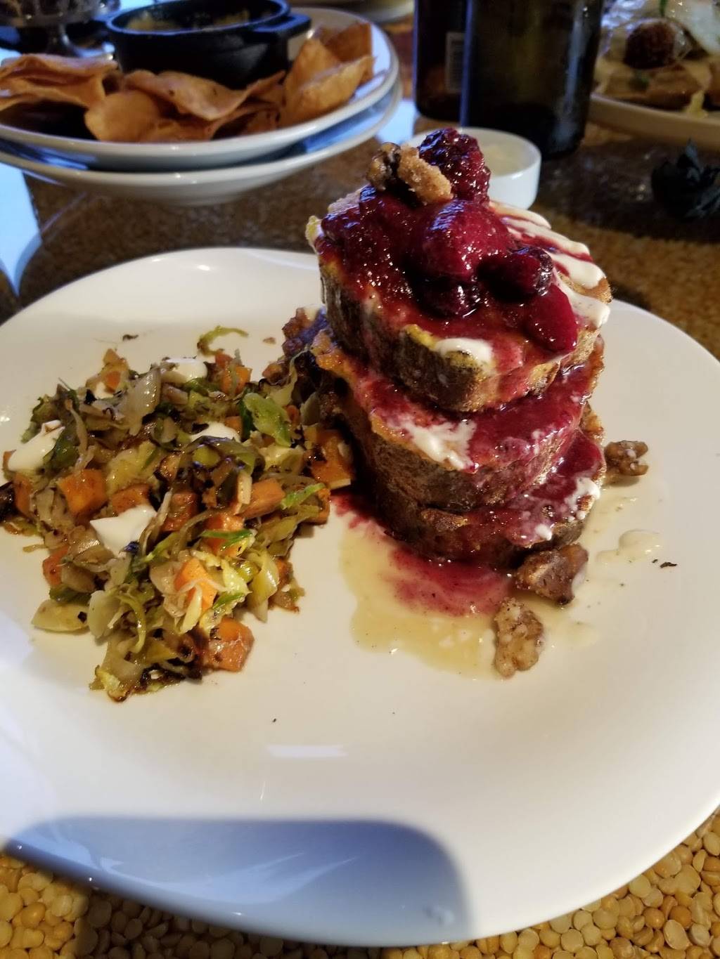 Osso | restaurant | 9145 Old State Rd, Chardon, OH 44024, USA | 4402303600 OR +1 440-230-3600