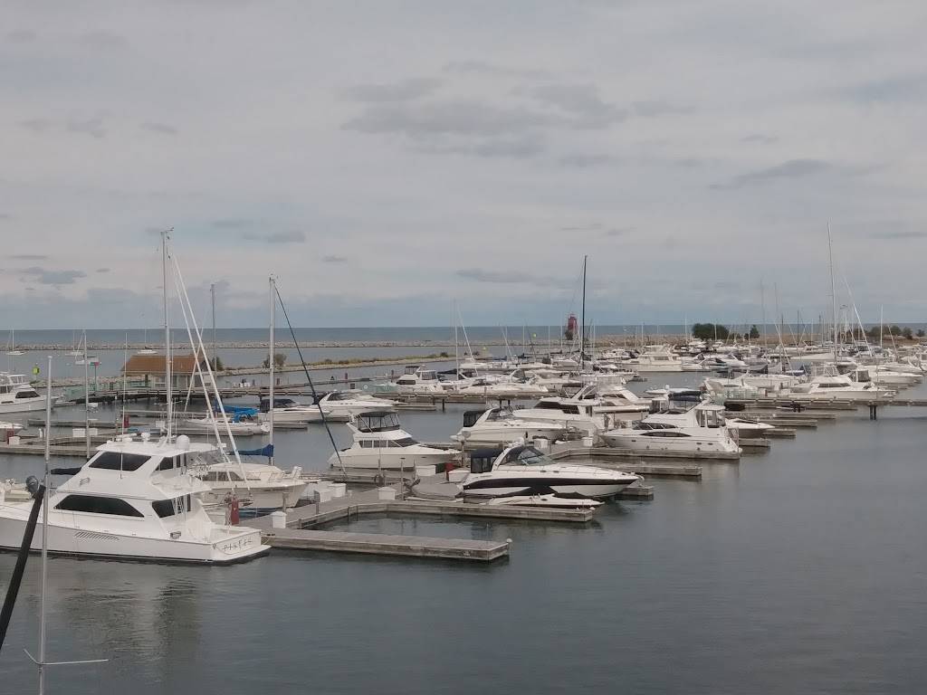 Kenosha Yacht Club | restaurant | 5130 4th Ave, Kenosha, WI 53140, USA | 2626522320 OR +1 262-652-2320