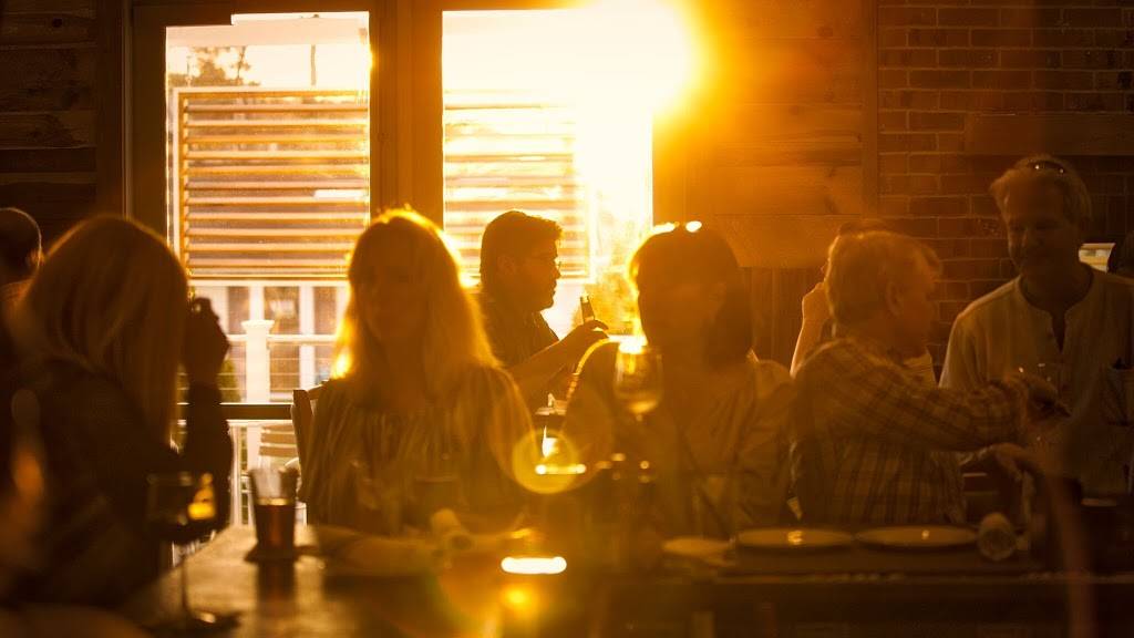 Half Moon Point Tavern & Grill | restaurant | 4916, 2154 Bridge Ave, Point Pleasant, NJ 08742, USA | 7324756535 OR +1 732-475-6535