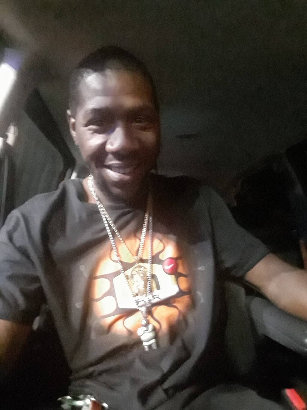 Metro Pizza Co | restaurant | 920 Clinton St, Buffalo, NY 14210, USA | 7168520377 OR +1 716-852-0377