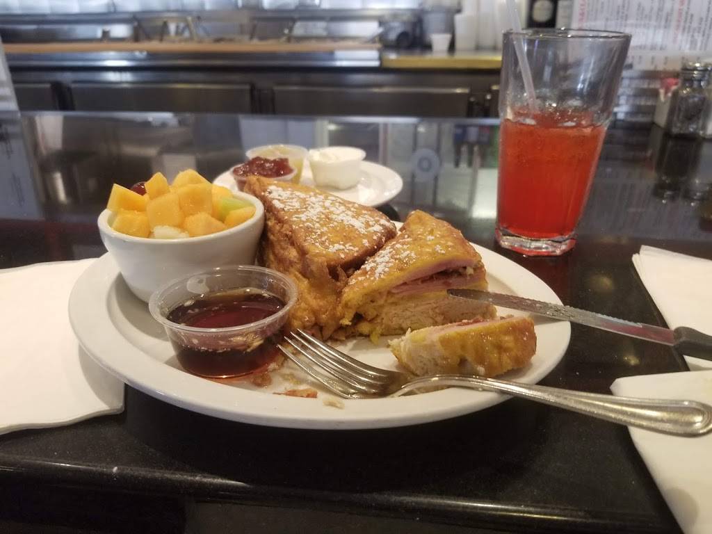 Jerrys Famous Deli | meal takeaway | 16650 Ventura Blvd, Encino, CA 91436, USA | 8189061800 OR +1 818-906-1800