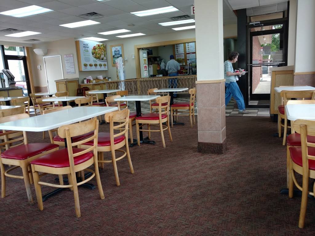 Wendys | restaurant | 5200 Brainerd Rd, Chattanooga, TN 37411, USA | 4238999060 OR +1 423-899-9060