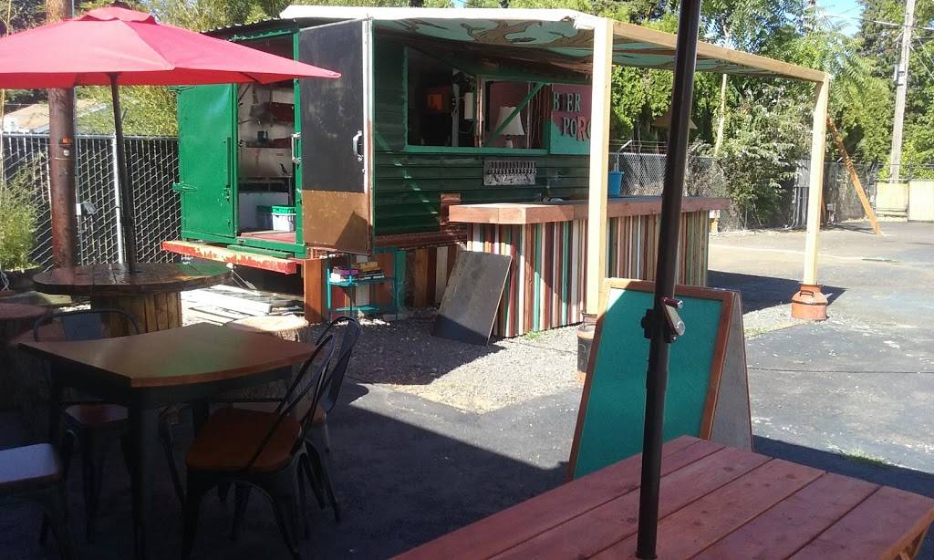 The Chinchilla Beer Porch | restaurant | 7337 SE Foster Rd, Portland, OR 97206, USA | 5034823784 OR +1 503-482-3784