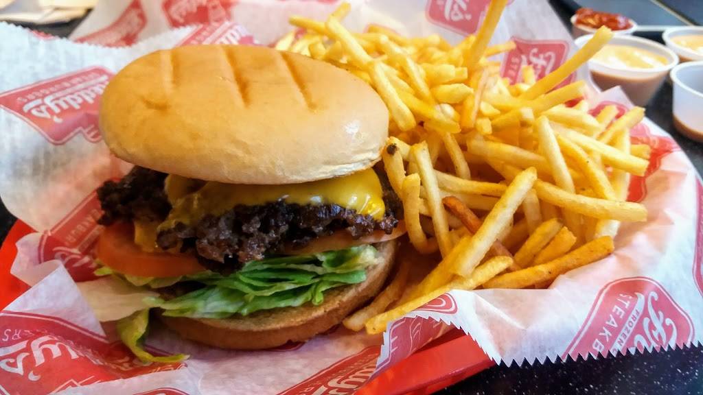 Freddys Frozen Custard & Steakburgers | restaurant | 825 N Germantown Pkwy, Cordova, TN 38018, USA | 9017514148 OR +1 901-751-4148