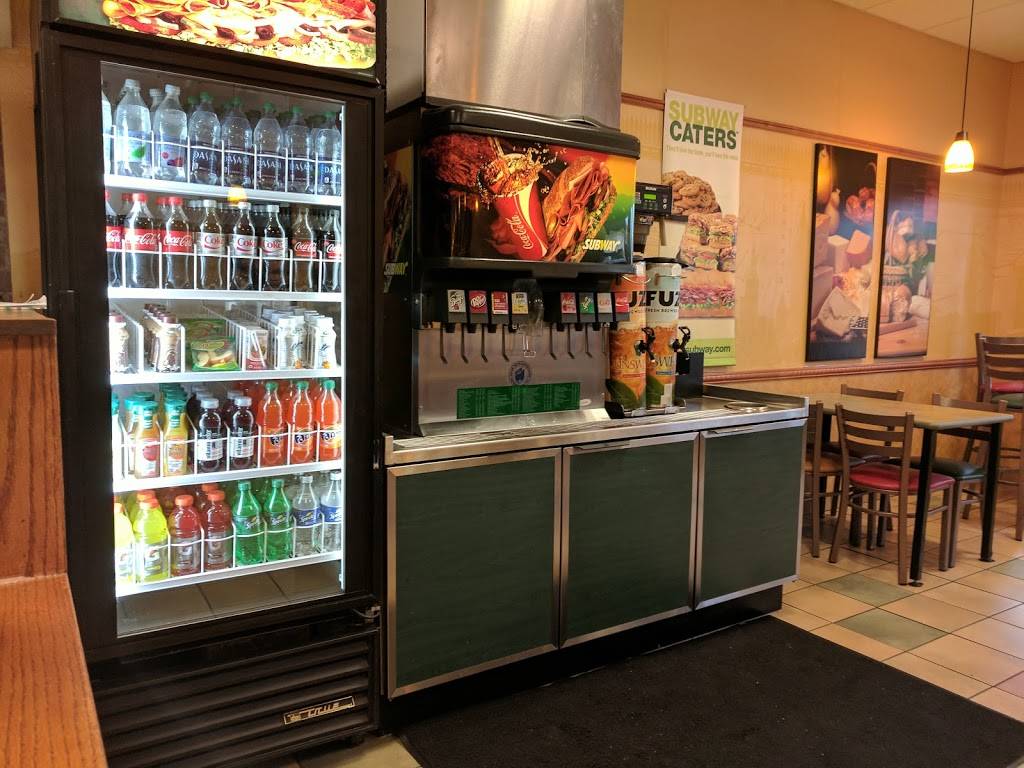 Subway | restaurant | 9523 Kings Charter Dr, Ashland, VA 23005, USA | 8045501725 OR +1 804-550-1725