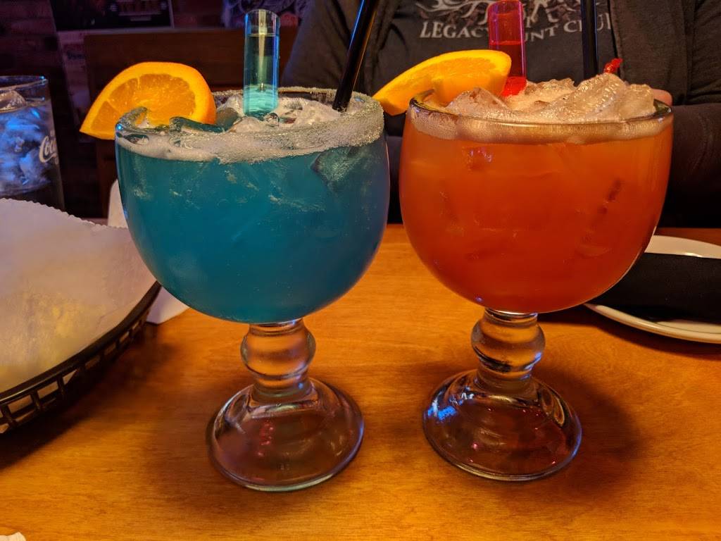 Texas Roadhouse | restaurant | 5901 SW Huntoon St, Topeka, KS 66604, USA | 7852717427 OR +1 785-271-7427