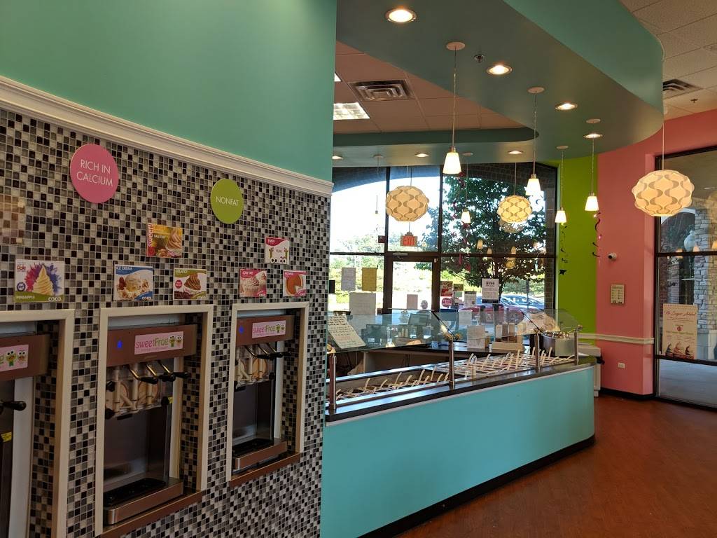 Sweet Frog - Premium Frozen Yogurt | restaurant | 9645 Lincolnway Ln #109, Frankfort, IL 60423, USA | 8152772269 OR +1 815-277-2269