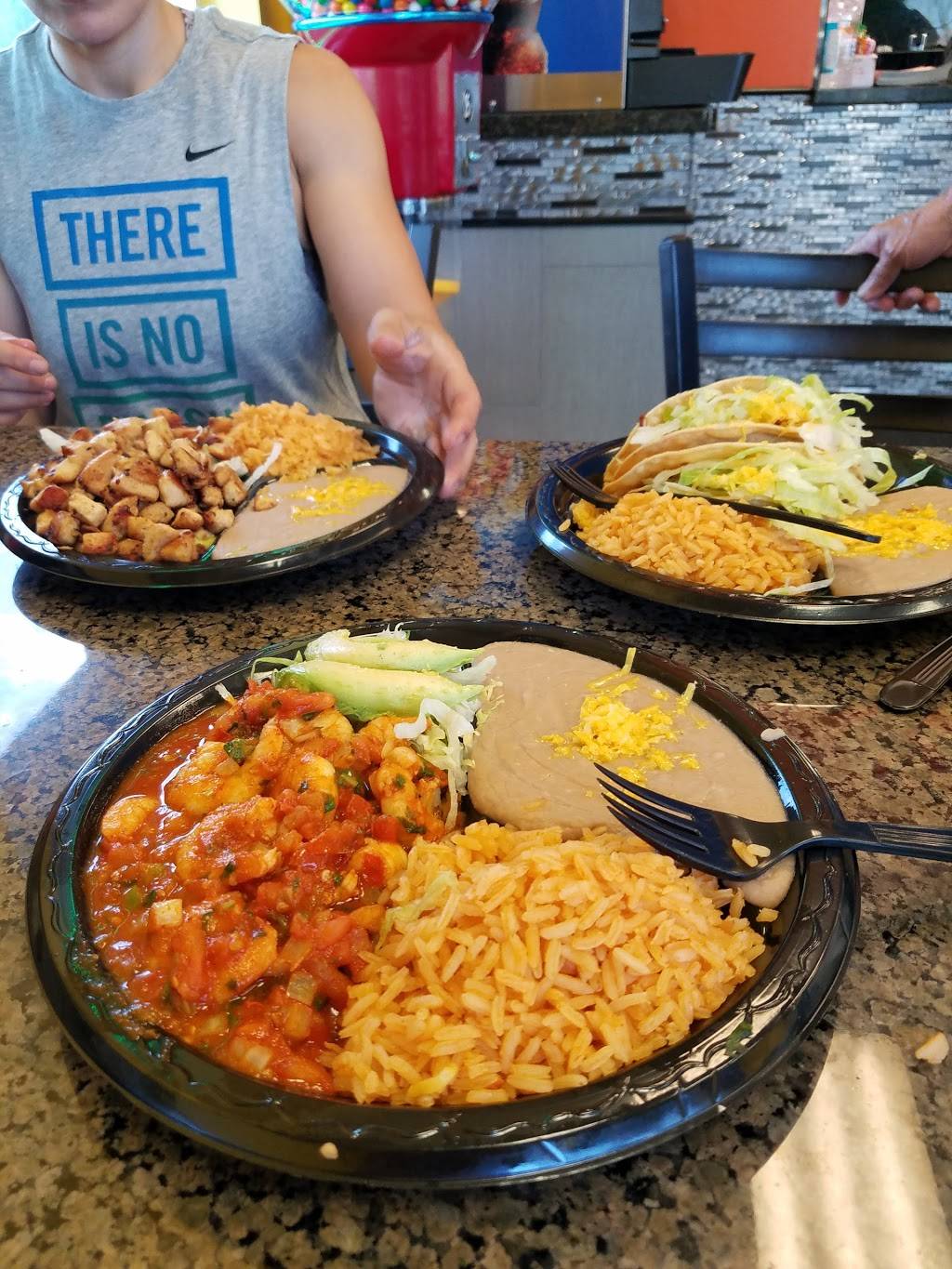 Federico’s Mexican Food | restaurant | 12100 N Dysart Rd #100, Surprise, AZ 85379, USA | 6235564821 OR +1 623-556-4821