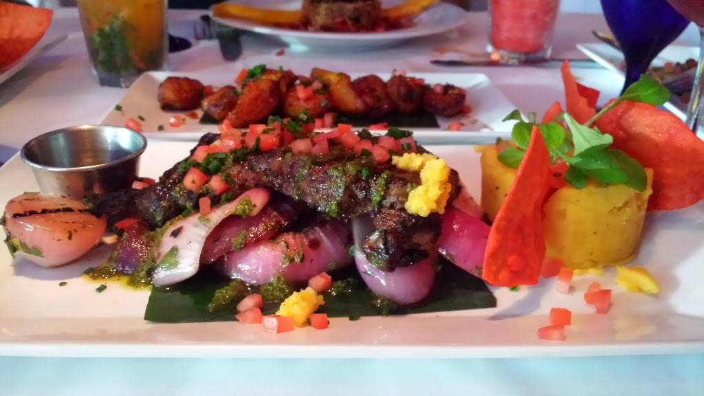 Ola Latin Kitchen | restaurant | 694 Brooklawn Avenue, Bridgeport, CT 06604, USA | 2032964884 OR +1 203-296-4884