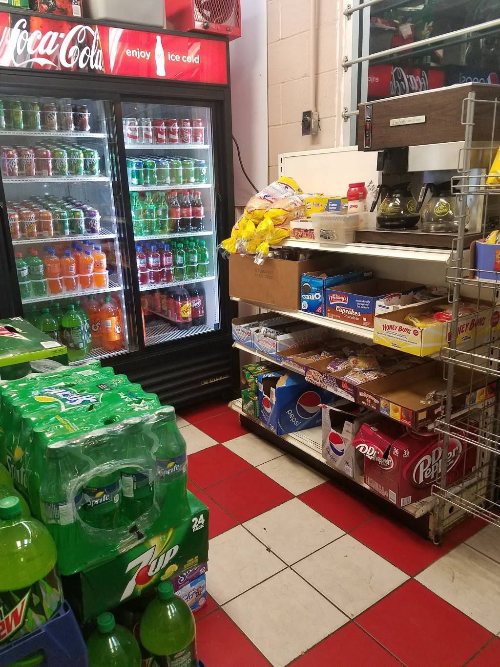 Peppers Chicken & Fish | restaurant | 1125 E Hudson St, Columbus, OH 43211, USA | 6142686699 OR +1 614-268-6699