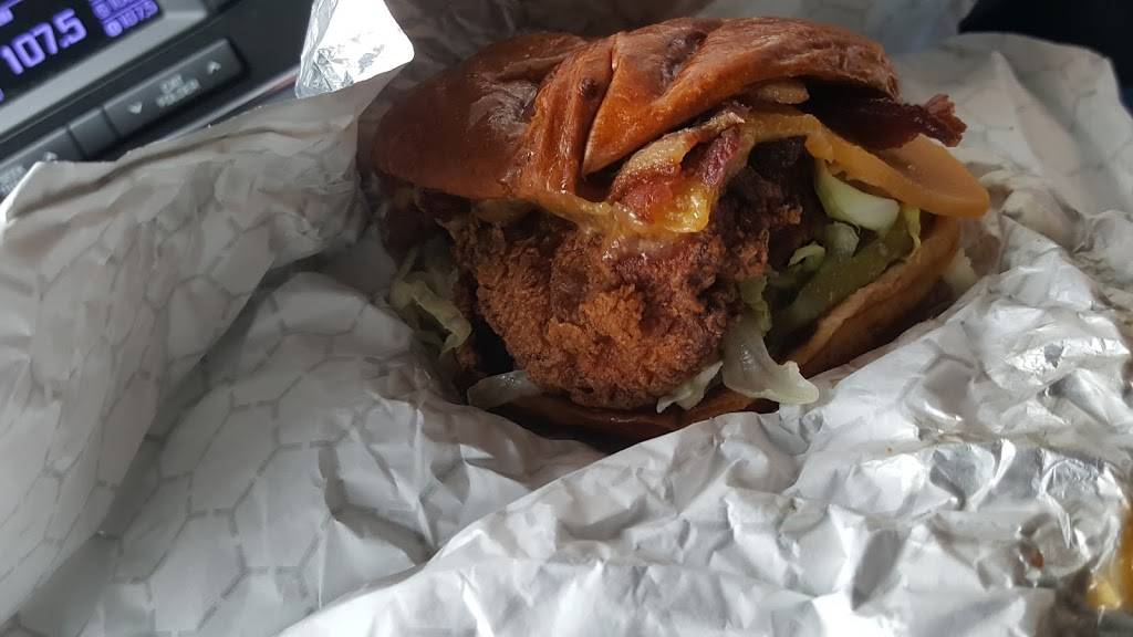 Do-Rite | restaurant | 1027 W Addison St, Chicago, IL 60613, USA | 7739777065 OR +1 773-977-7065