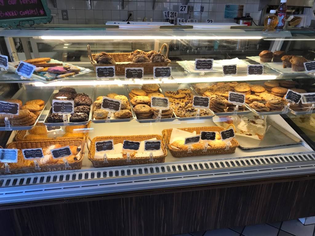 Denicas Real Food Kitchen | bakery | 2280 Oak Grove Rd, Walnut Creek, CA 94598, USA | 9259456200 OR +1 925-945-6200