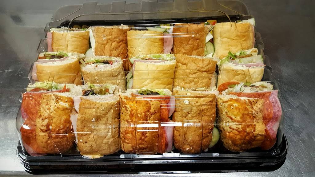Subway | restaurant | 2200 Roswell Rd, Marietta, GA 30062, USA | 7705781818 OR +1 770-578-1818