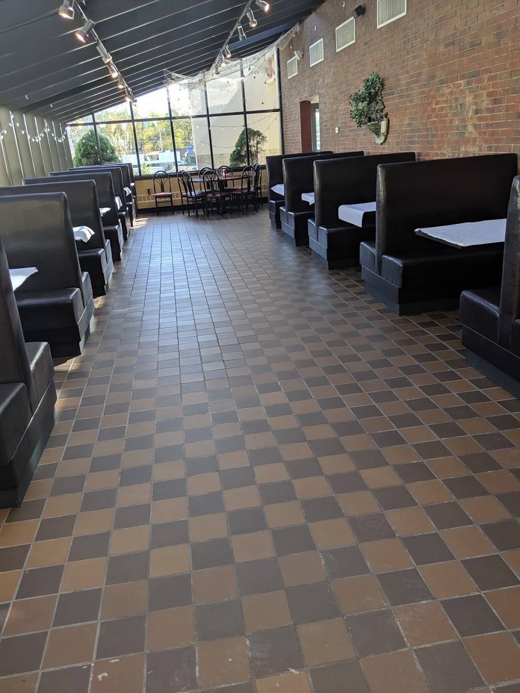 Crab Town | restaurant | 2380 Dixwell Ave, Hamden, CT 06514, USA | 2032885328 OR +1 203-288-5328