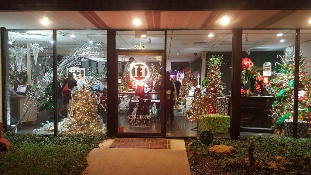 Howard Brothers Florists | restaurant | 2220 N Classen Blvd Suite F, Oklahoma City, OK 73106, USA | 4056324747 OR +1 405-632-4747