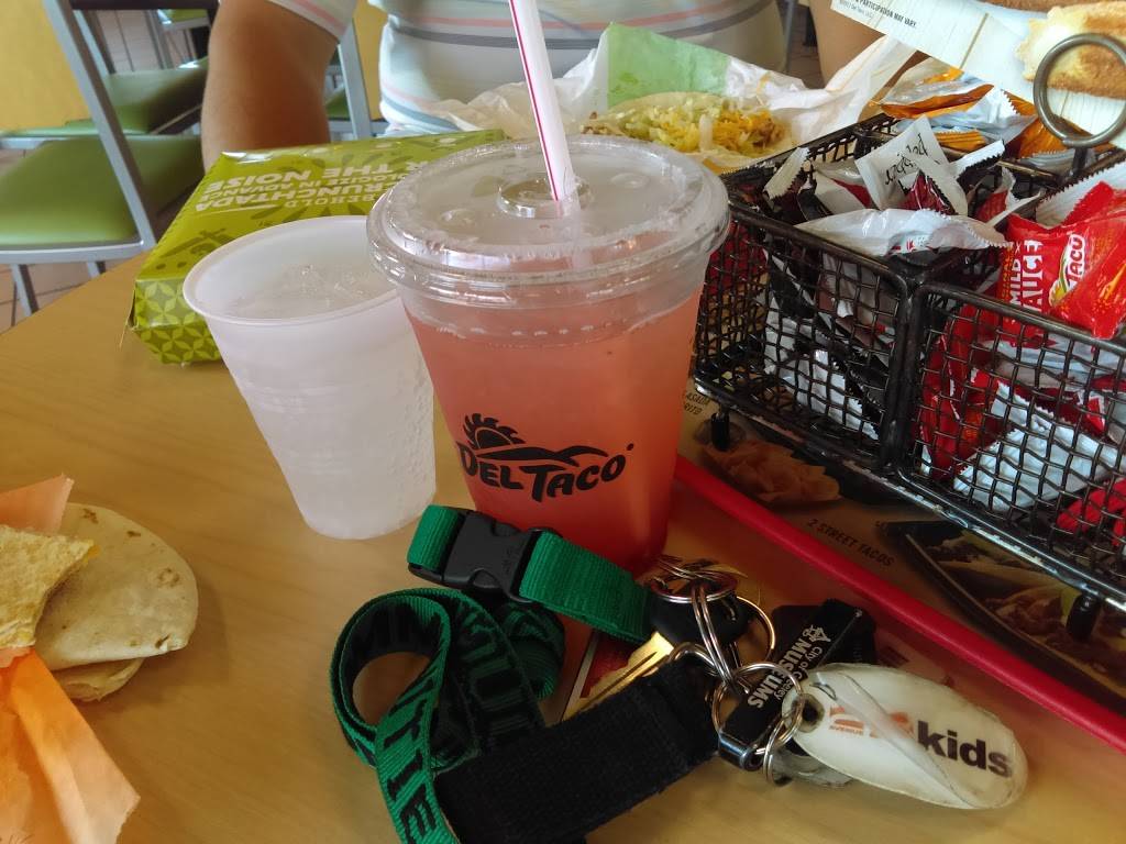 Del Taco | meal takeaway | 2913 S 23rd Ave, Greeley, CO 80631, USA | 9703303808 OR +1 970-330-3808