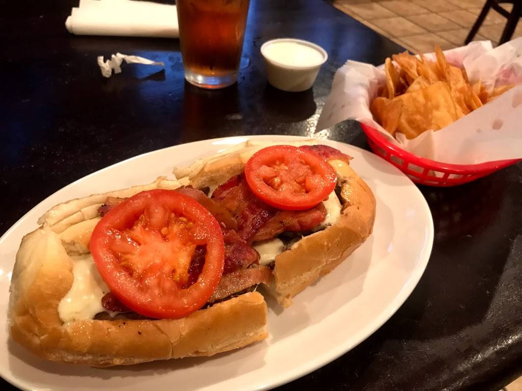 Franks Italian Restaurant | restaurant | 1959 Memorial Dr, Danville, VA 24541, USA | 4347926157 OR +1 434-792-6157