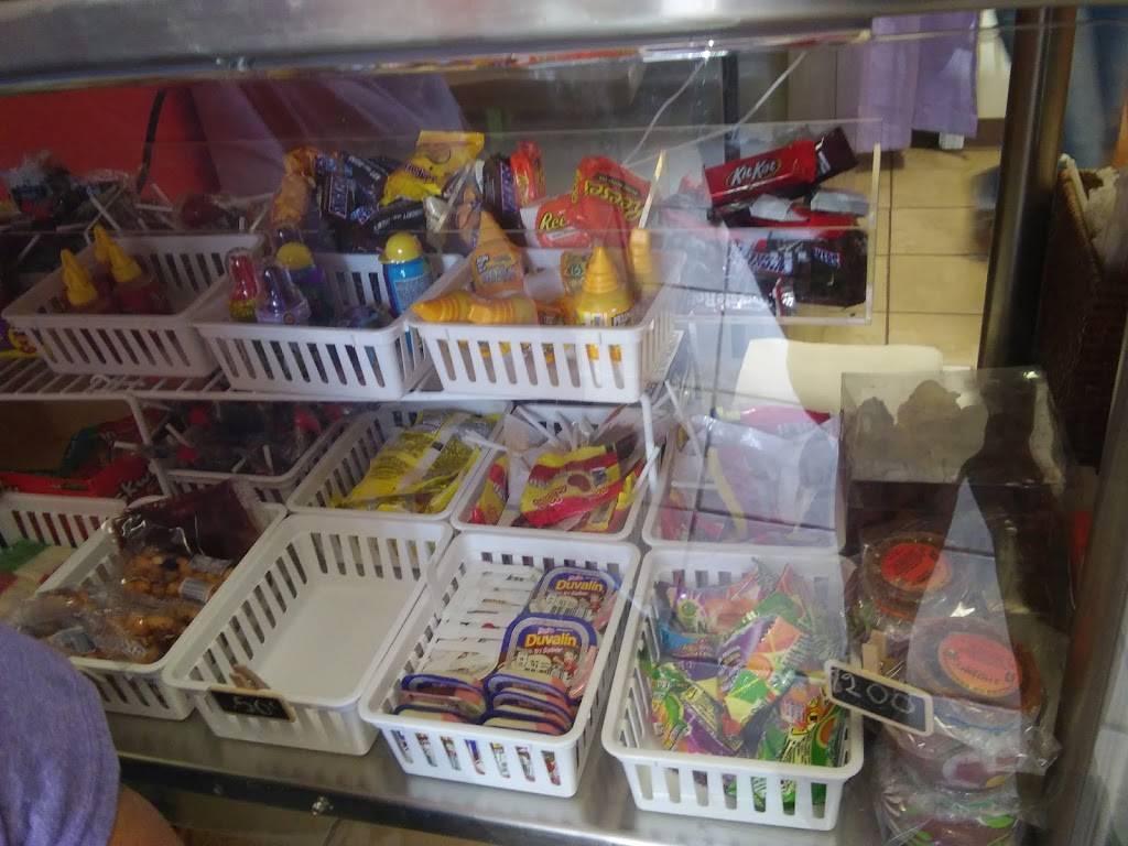 Glorias Frutería | restaurant | 3007 Rigsby Ave, San Antonio, TX 78222, USA | 2109821153 OR +1 210-982-1153