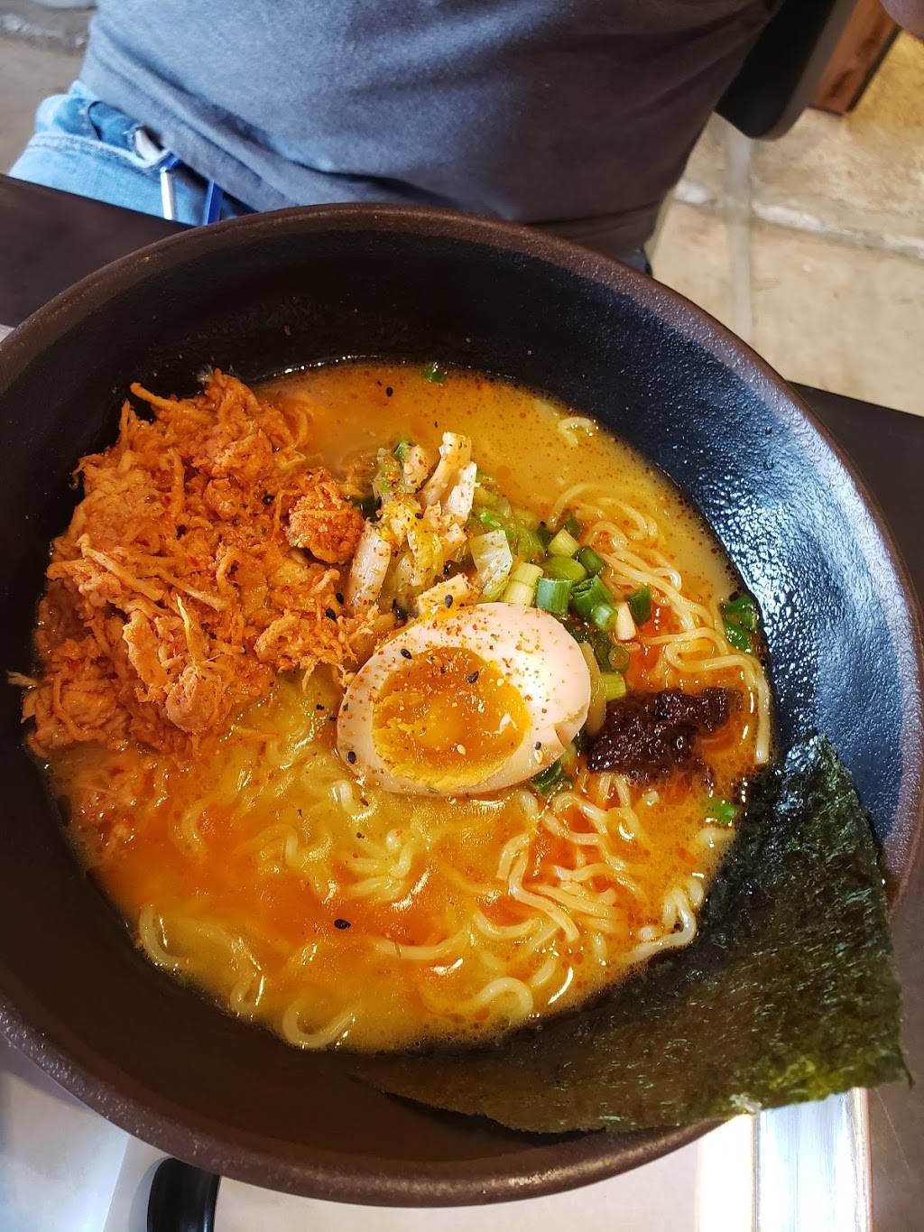 Le Bao Asian Eatery | restaurant | 1009 Park Ave, Columbia, MO 65201, USA | 5734432867 OR +1 573-443-2867