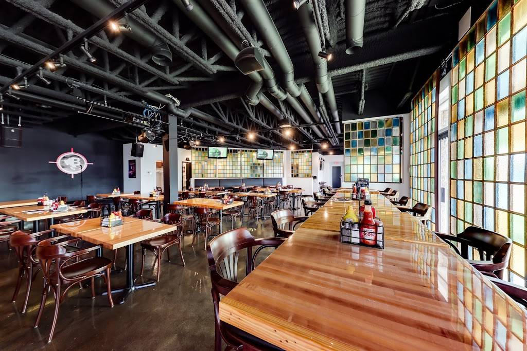 Restaurant PUB Boulzeye | restaurant | 3635 Boulevard du Tricentenaire, Pointe-aux-Trembles, QC H1B 5X4, Canada | 5144982228 OR +1 514-498-2228