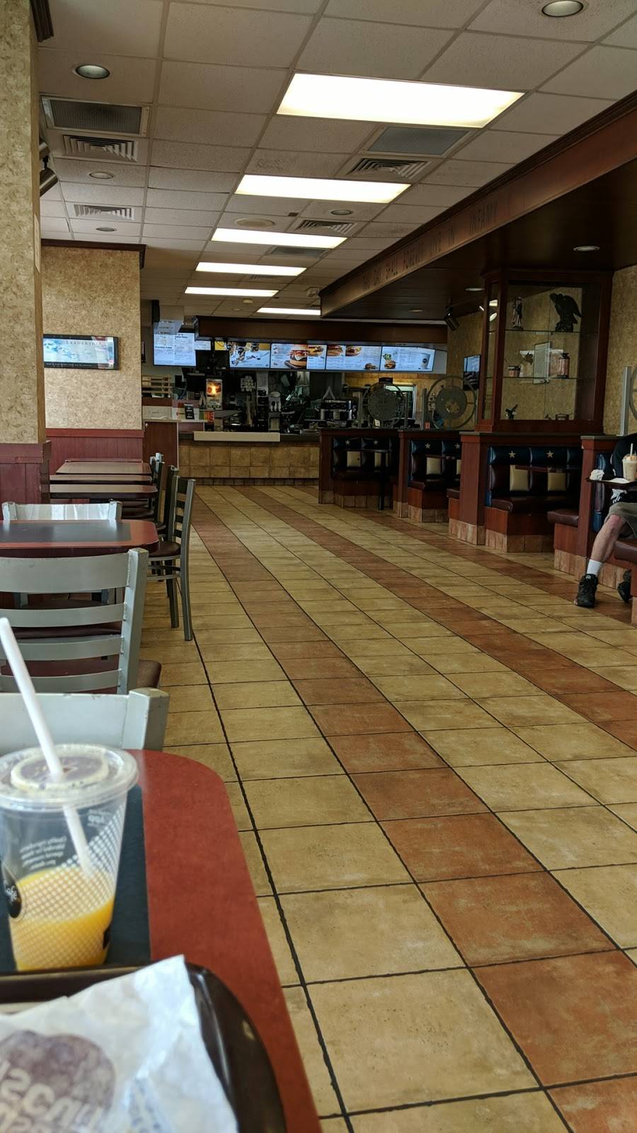 McDonalds | cafe | 1851 W Bell Rd, Phoenix, AZ 85023, USA | 6028668525 OR +1 602-866-8525