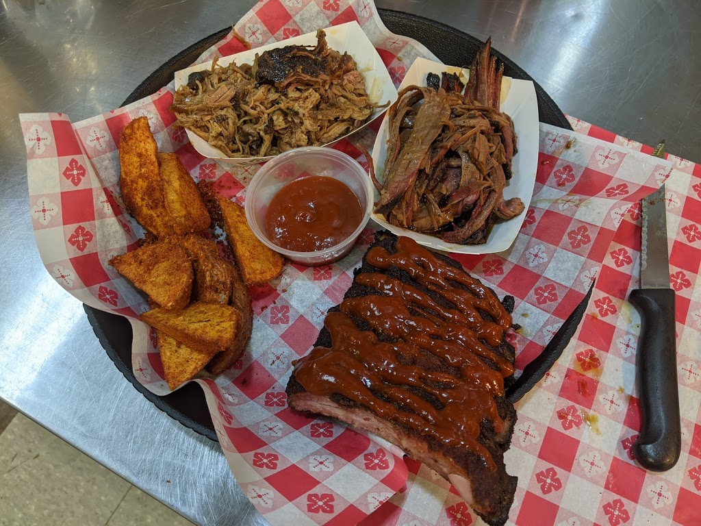 Mikey Gs | restaurant | N10307 US-151, Malone, WI 53049, USA | 9206700060 OR +1 920-670-0060