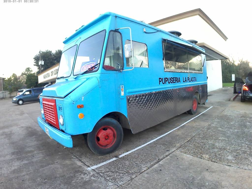 Pupuseria La Placita | restaurant | 3602 Campbell Rd, Houston, TX 77080, USA | 8328872769 OR +1 832-887-2769