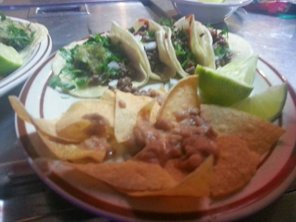 Leonardos | night club | 2425 E Orangethorpe Ave, Fullerton, CA 92831, USA | 7148799222 OR +1 714-879-9222