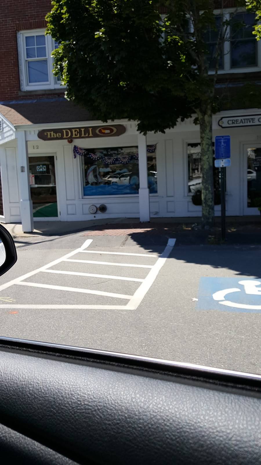 Duxbury Deli | restaurant | 12 Bay Rd, Duxbury, MA 02332, USA | 7819342875 OR +1 781-934-2875