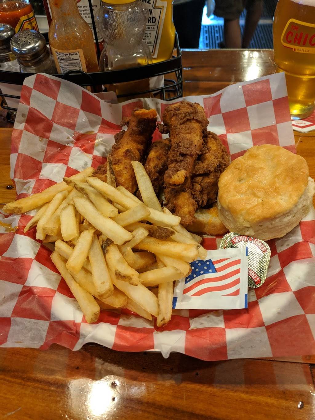 The Chicken | restaurant | 4221 SE Orilla Rd Suite A, West Des Moines, IA 50061, USA | 5154102520 OR +1 515-410-2520