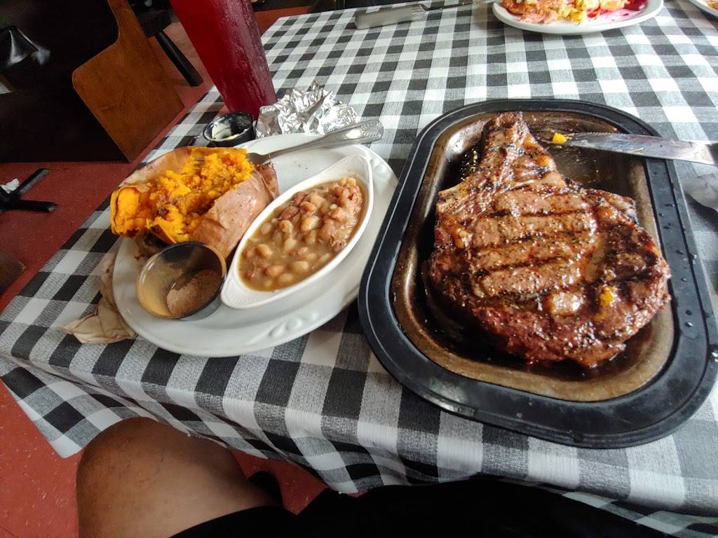Hickory House Restaurant | restaurant | 330 S Patterson St, Pulaski, TN 38478, USA | 9313630231 OR +1 931-363-0231