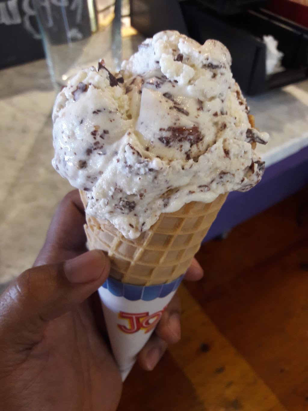 Brick Block Ice Cream and Crepe shop | restaurant | 10 Chatham Bars Ave, Chatham, MA 02633, USA | 7748367217 OR +1 774-836-7217