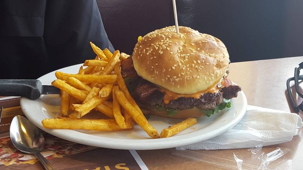 Dennys | restaurant | 7627 W 95th St, Hickory Hills, IL 60457, USA | 7085998666 OR +1 708-599-8666