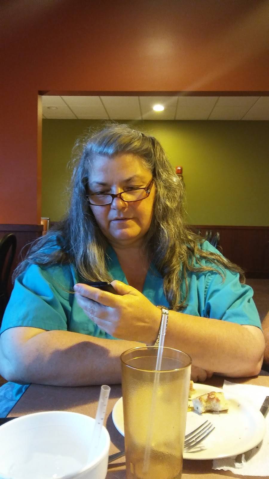 East of Chicago | restaurant | 960 S Washington St, Millersburg, OH 44654, USA | 3306741717 OR +1 330-674-1717