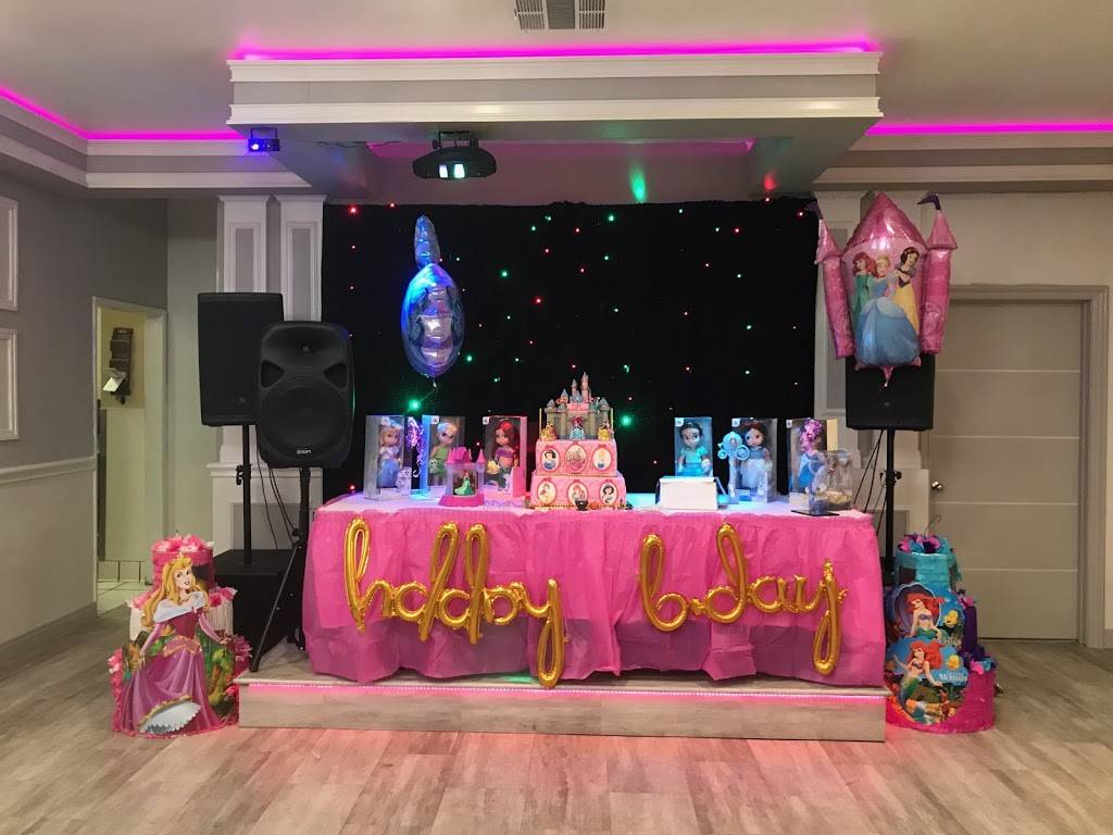 Noahs Ark | restaurant | 13641 Burbank Blvd, Van Nuys, CA 91401, USA | 8187861202 OR +1 818-786-1202