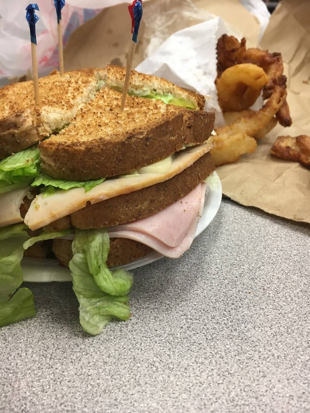 Freddys Deli & Grill | restaurant | 1920 Rankin Rd #160, Houston, TX 77073, USA | 2812339941 OR +1 281-233-9941